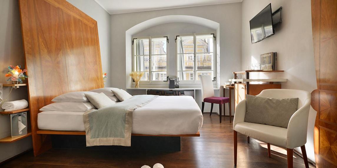 Design Hotel Neruda Prague Ngoại thất bức ảnh
