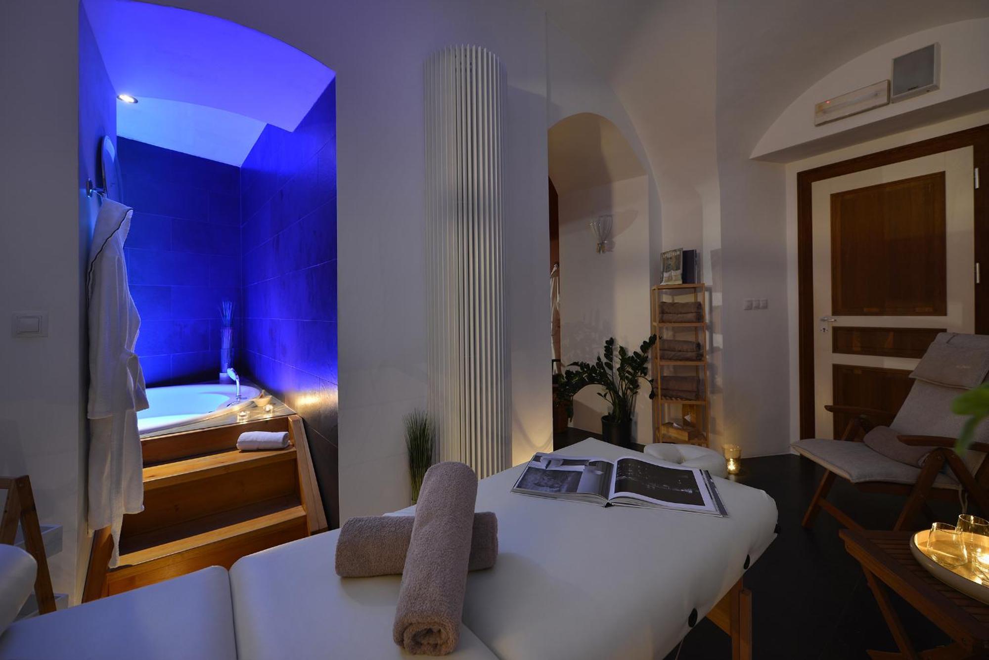 Design Hotel Neruda Prague Ngoại thất bức ảnh